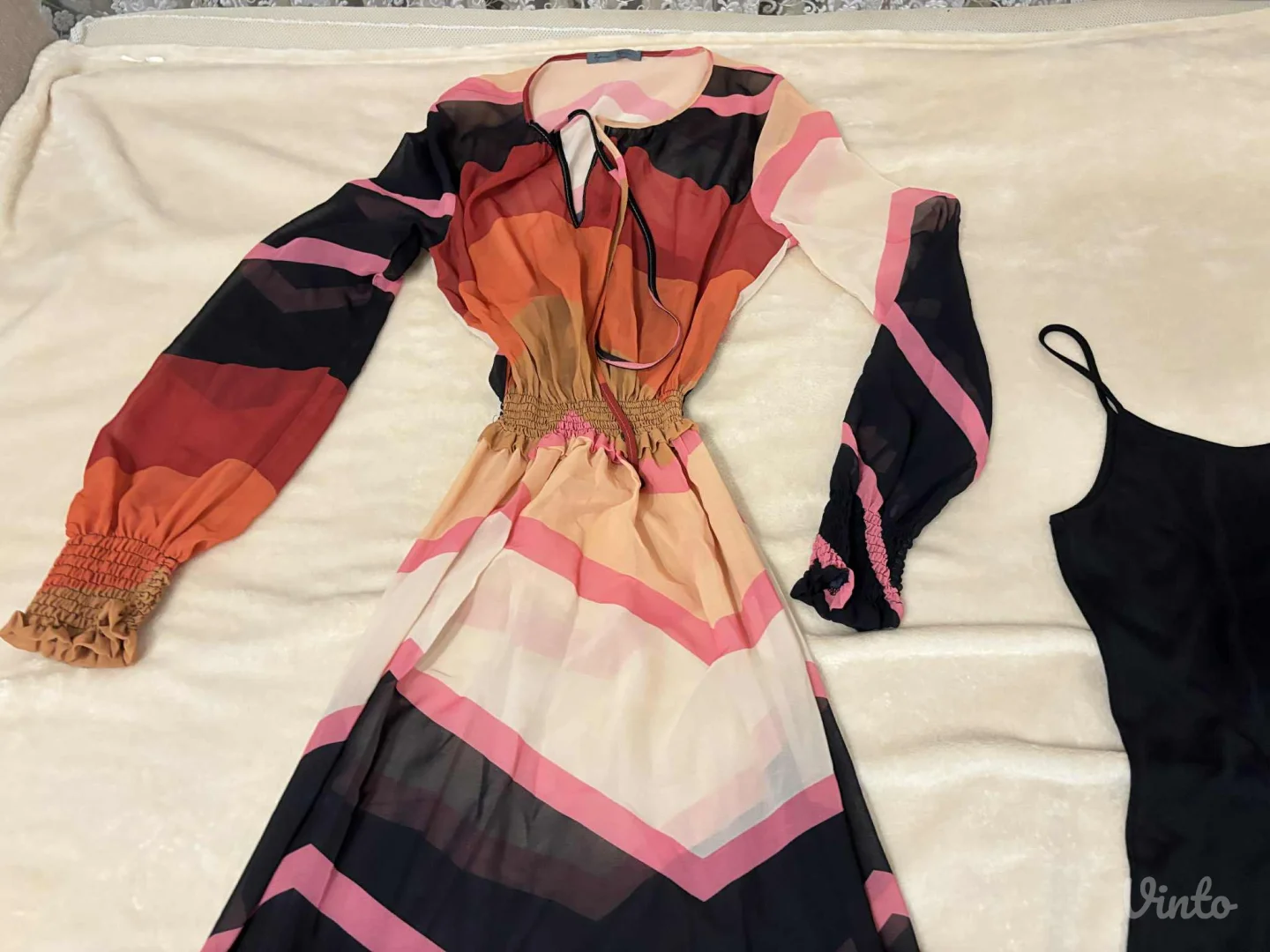 Potpuno nova P. S. Fashion haljina