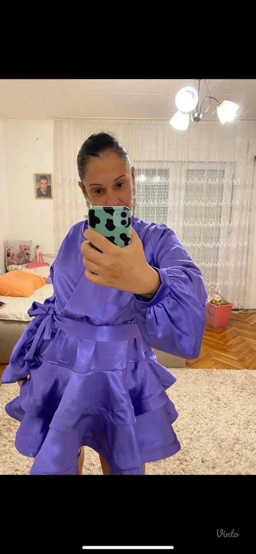 Potpuno nova preskupa sexy haljina