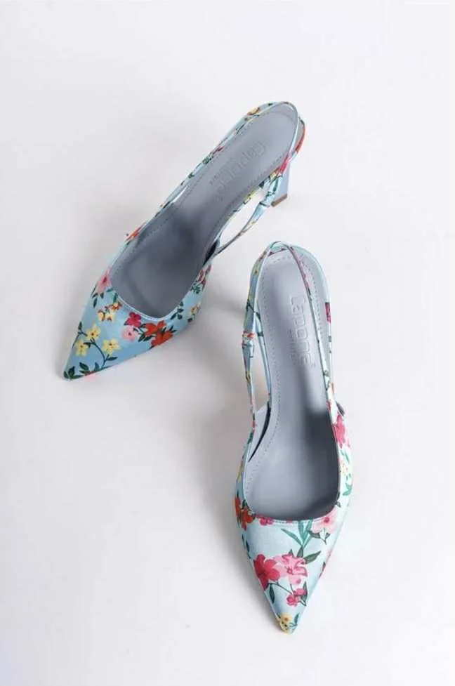 Potpuno ocuvane sandale, dvaput obuvene