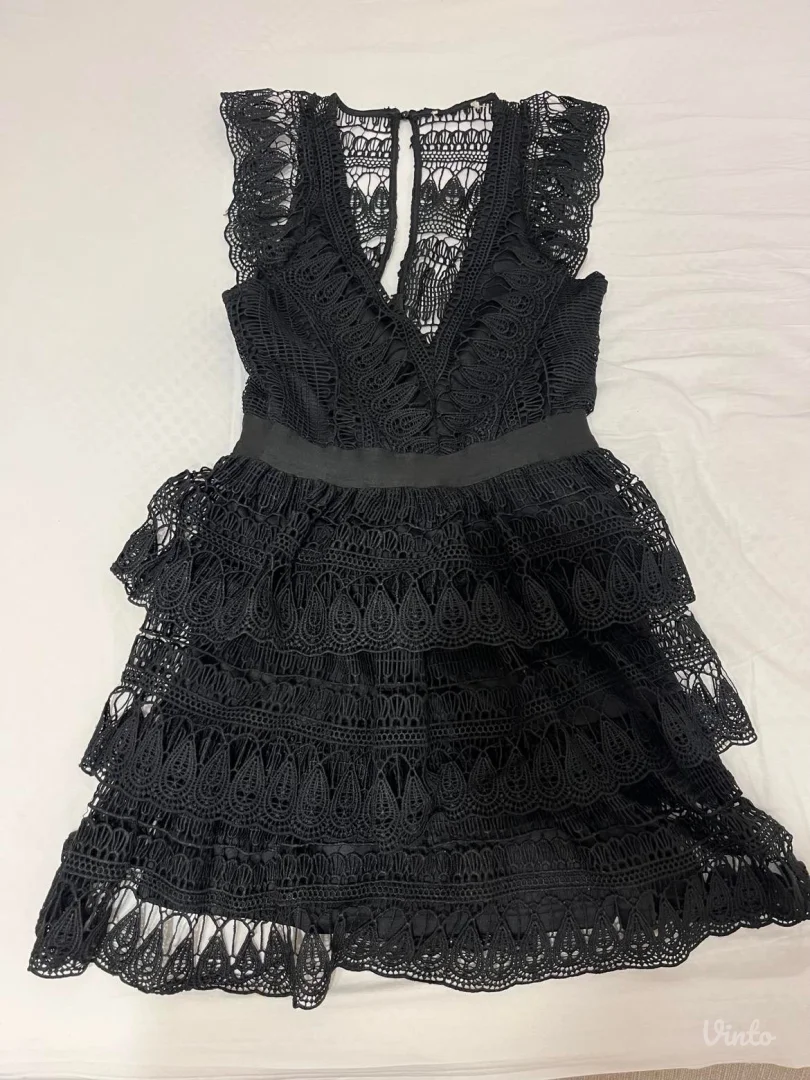 Potpuno nova haljina sa etiketom