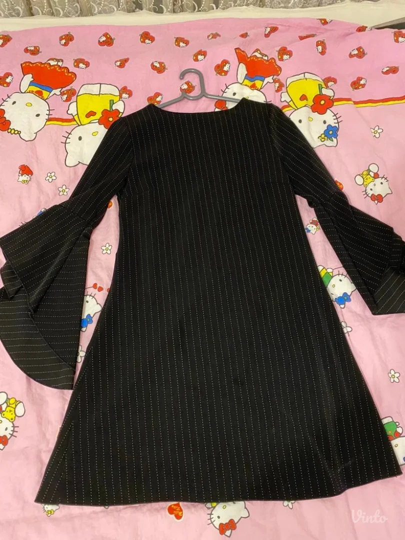 Potpuno nova haljina tunika