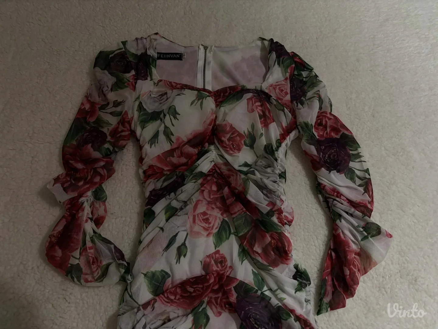 Potpuno nova haljina