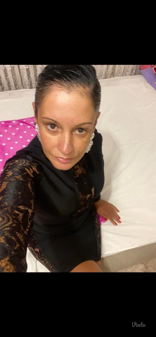 Fantasticna potpuno nova haljina sa etiketom