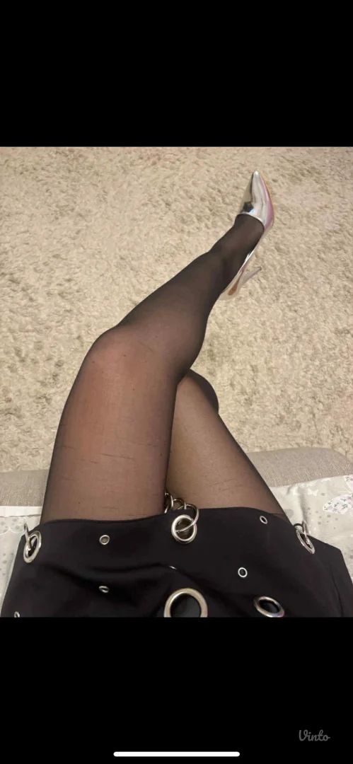 Samo jednom obucena haljina kao nova