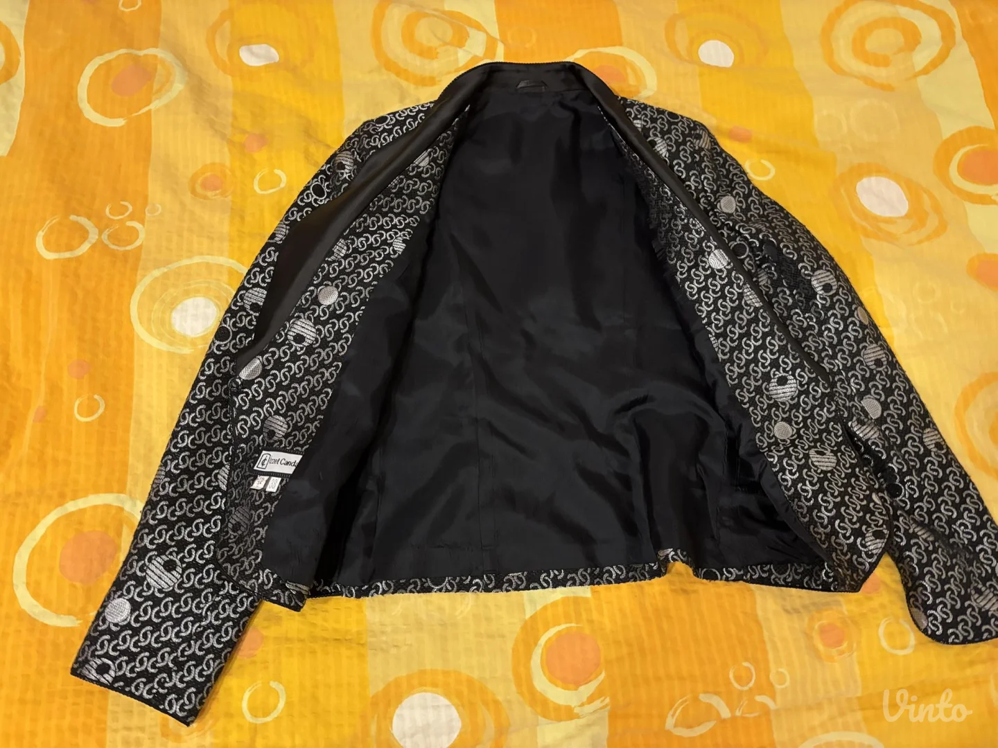 Potpuno Nov sako, samo skinuta etiketa