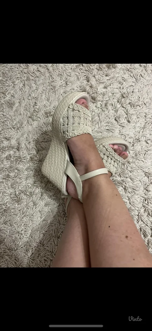 Samo jednom obuvene sandale