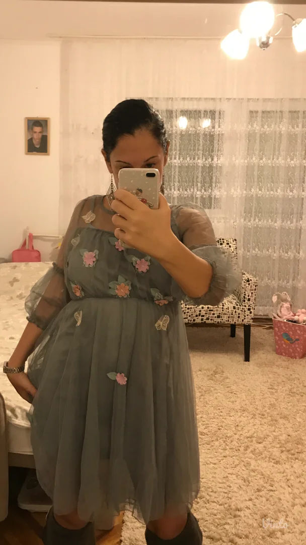 Potpuno nova haljina velicina Uni