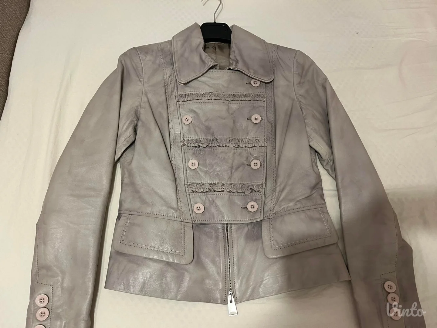 Potpuno nova kozna jakna