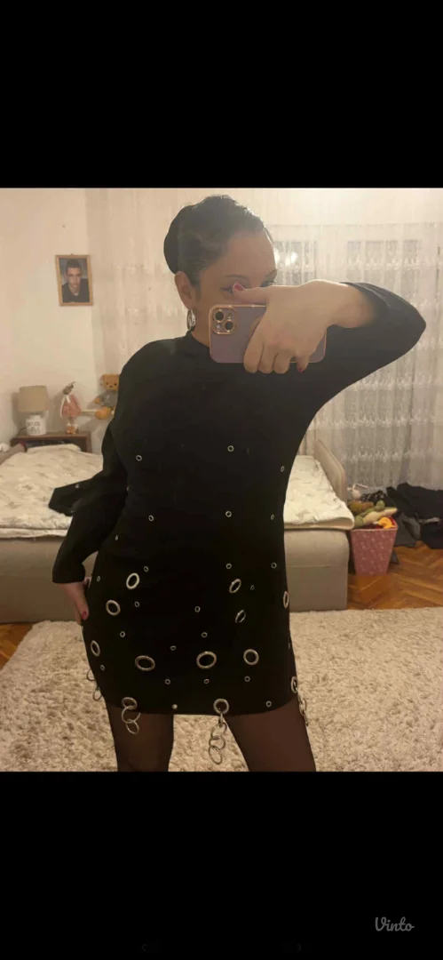 Samo jednom obucena haljina kao nova