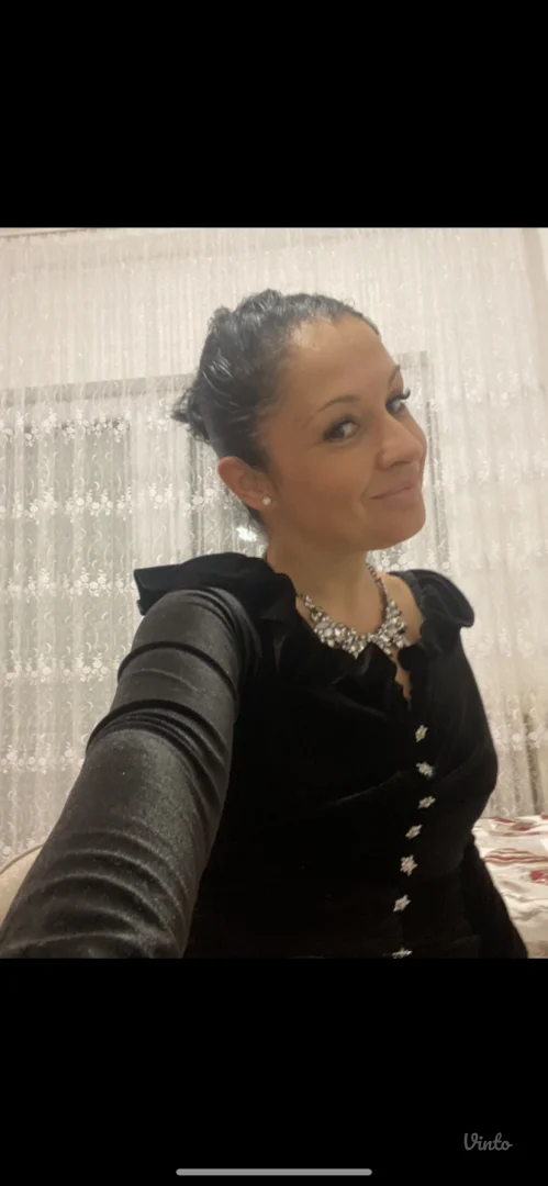 Potpuno nova haljina sa etiketom