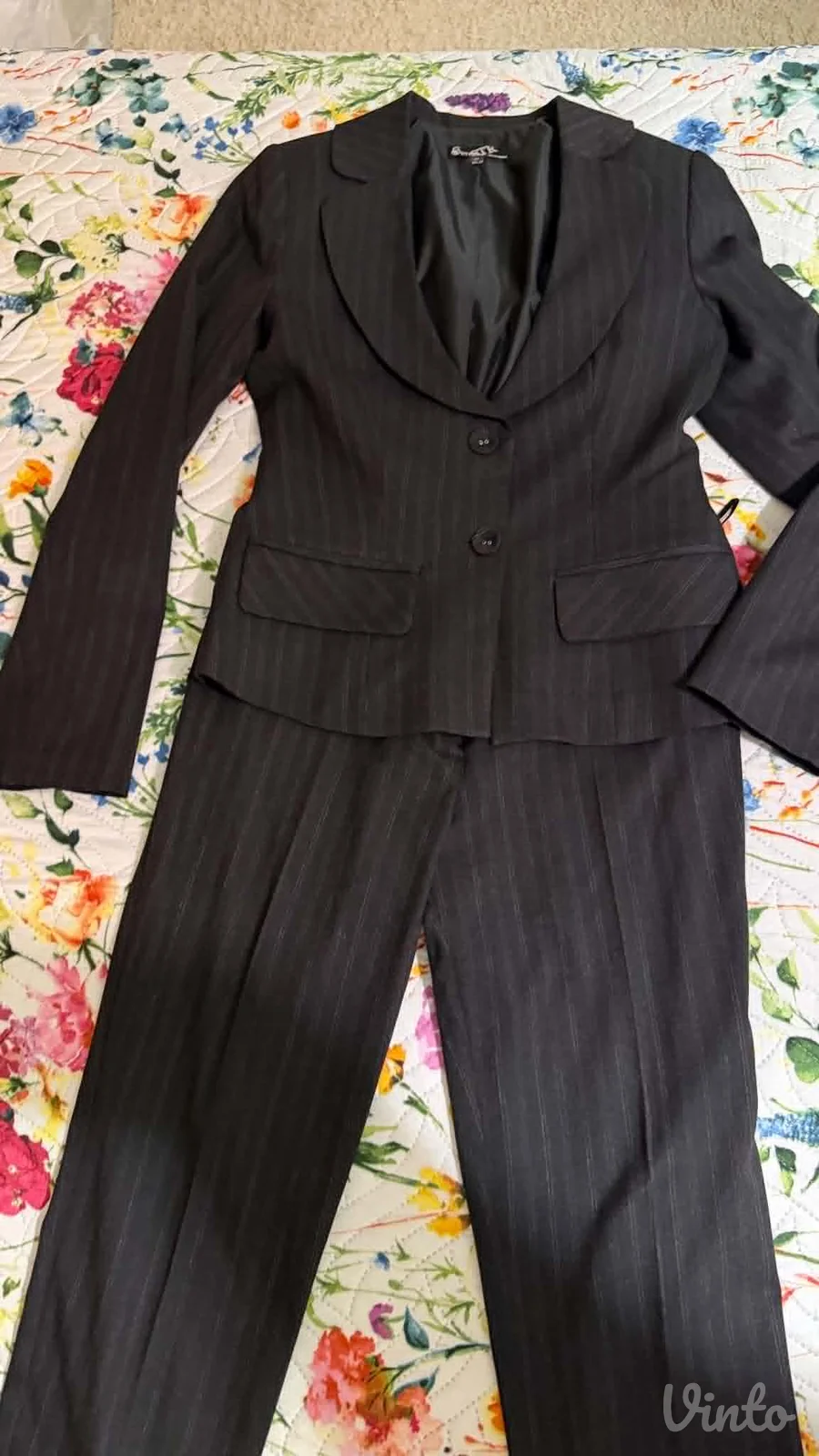 Kao ocuvan komplet sako i pantalone, kao nov