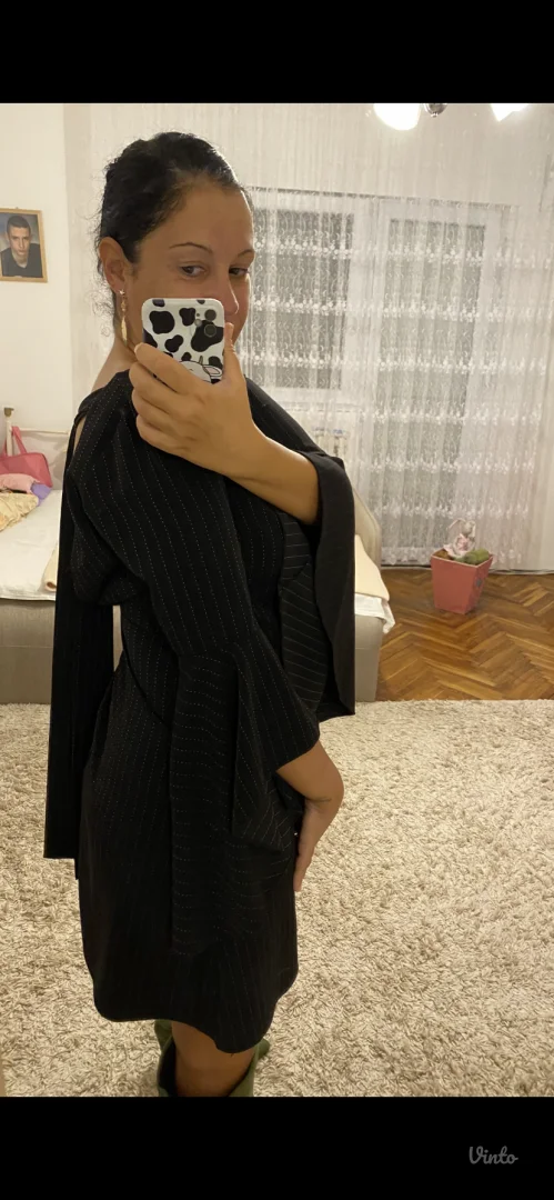 Potpuno nova haljina tunika