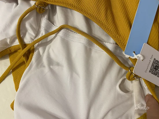 Potpuno nov kupaci sa etiketom