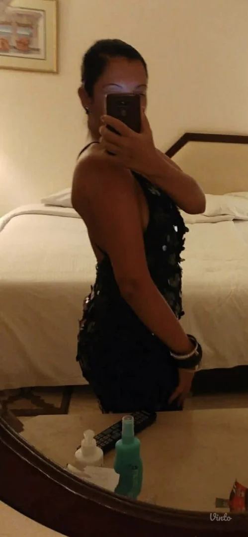 Potpuno nova haljina sa etiketom