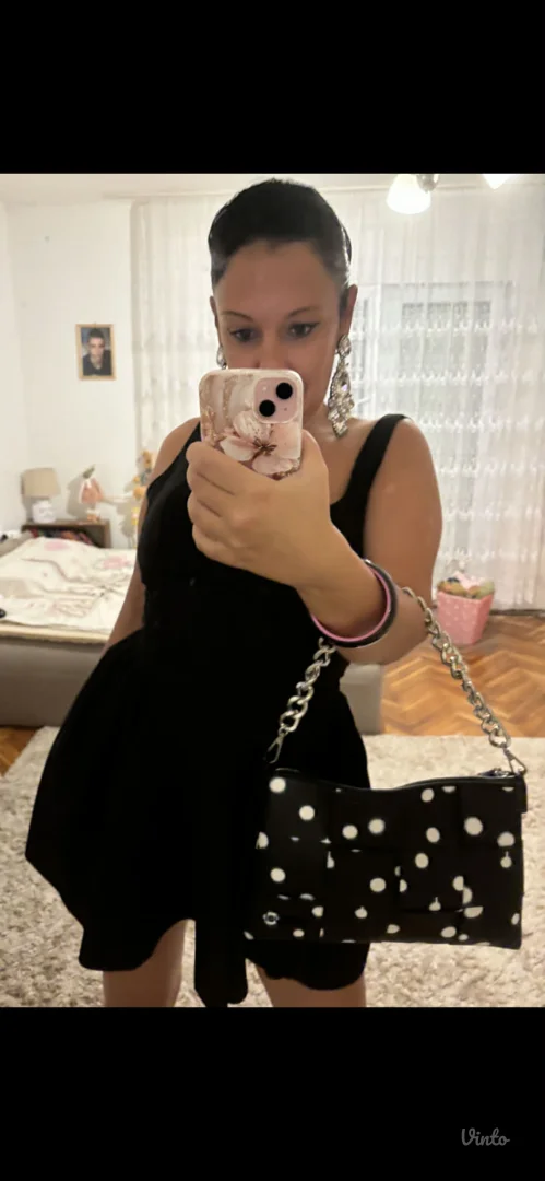 Samo jednom obucena haljina, kao nova