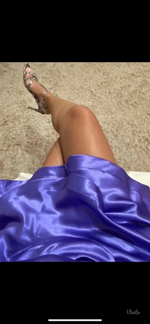 Potpuno nova preskupa sexy haljina