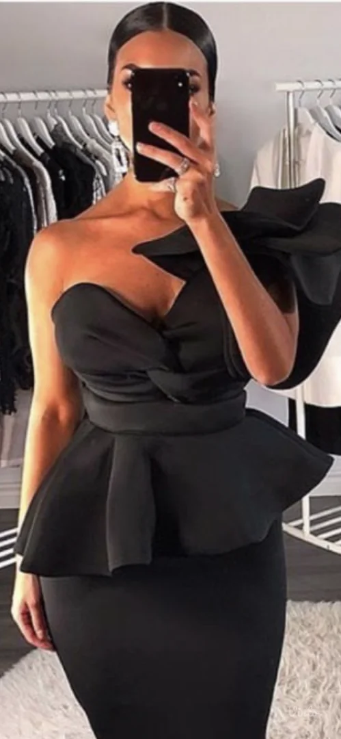 Potpuno nov komplet sa etiketom suknja i bluza