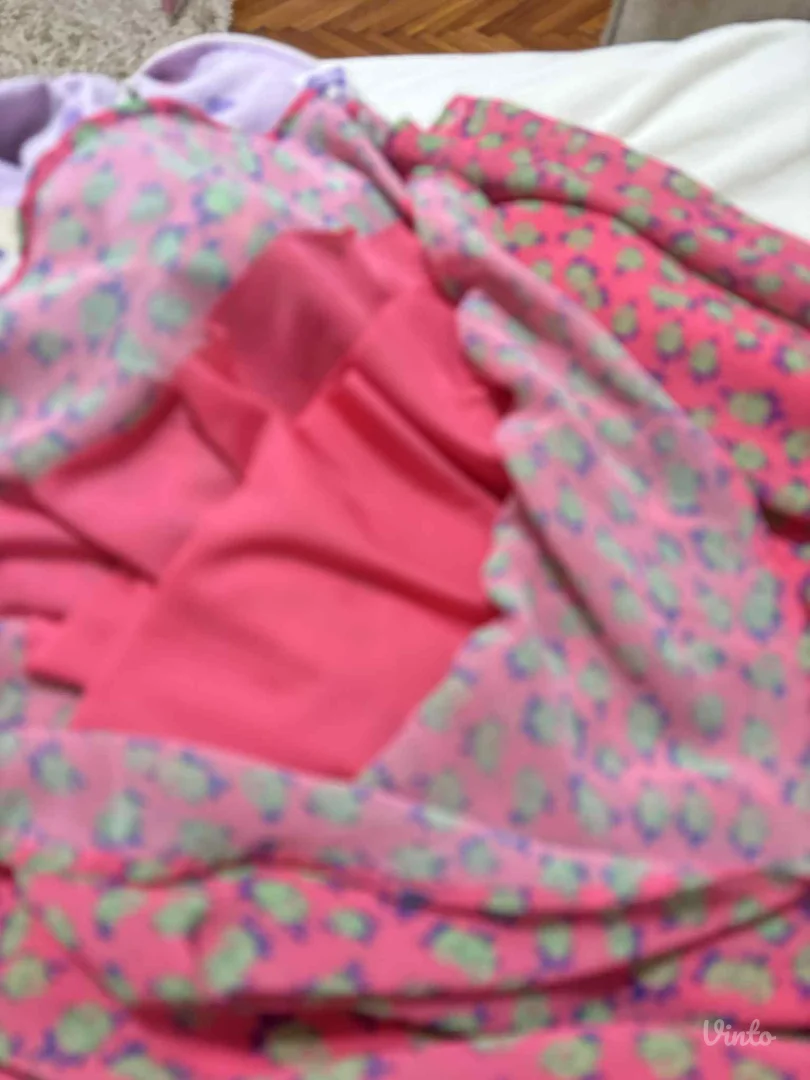 Potpuno nova haljina sa etiketom