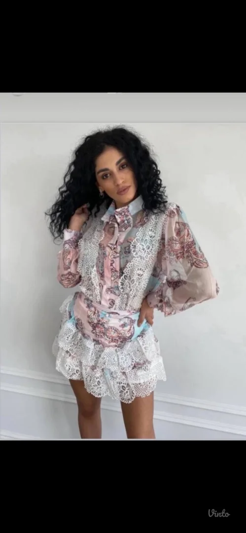 Potpuno nov komplet sa etiketom