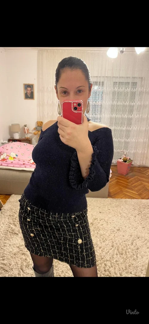 Potpuno nov komplet sa etiketom