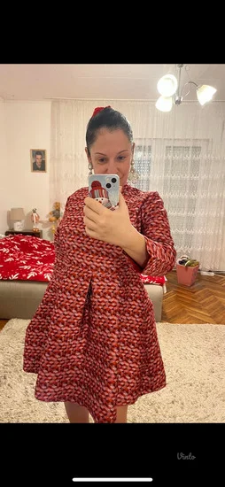 Potpuno nova haljina