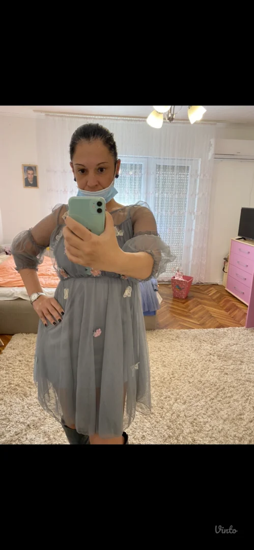 Potpuno nova haljina velicina Uni