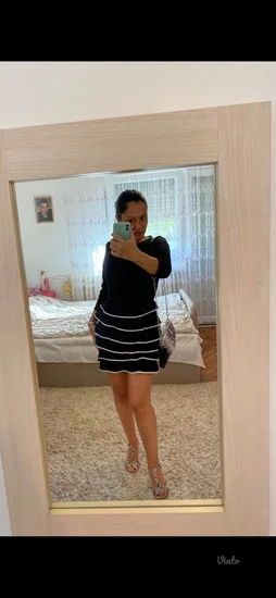 Haljina potpuno ocuvana