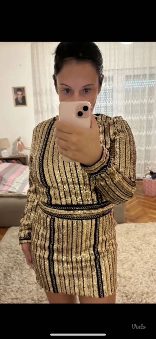 Potpuno nova haljina sa etiketom