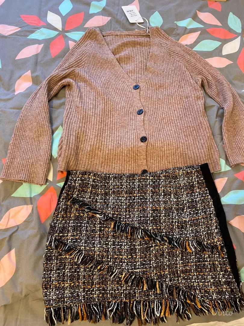 Potpuno nov komplet sa etiketom