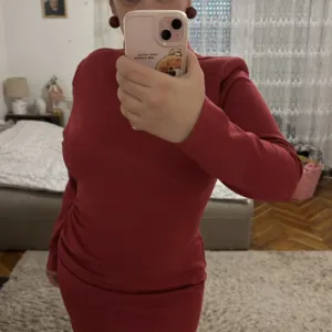 Potpuno nova P. S. Fashion haljina