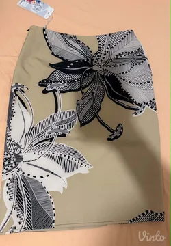 Potpuno nova P. S. Fashion suknja sa etiketom