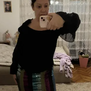 Luna korset i P.S suknja moze i posebno