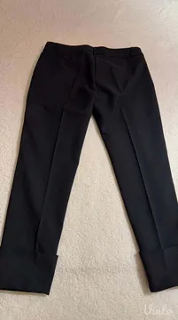 Potpuno ocuvane, elegantne pantalone na peglu