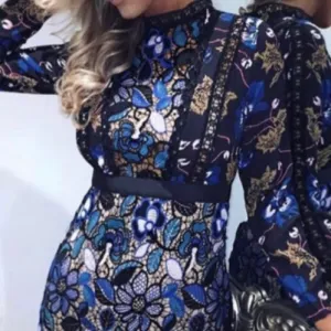 Potpuno ocuvana haljina