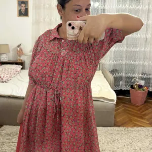 Potpuno nova haljina sa etiketom