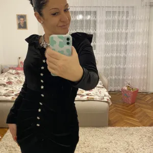 Potpuno nova haljina sa etiketom