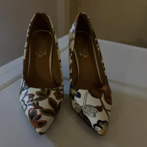 Jednom obuvene cipele gaziste 24cm