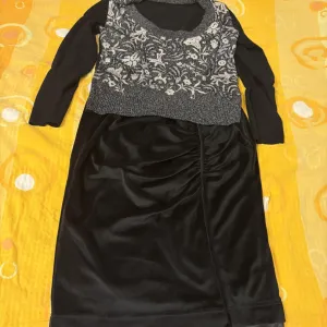 Potpuno ocuvana P. S. Fashion suknja i bluza