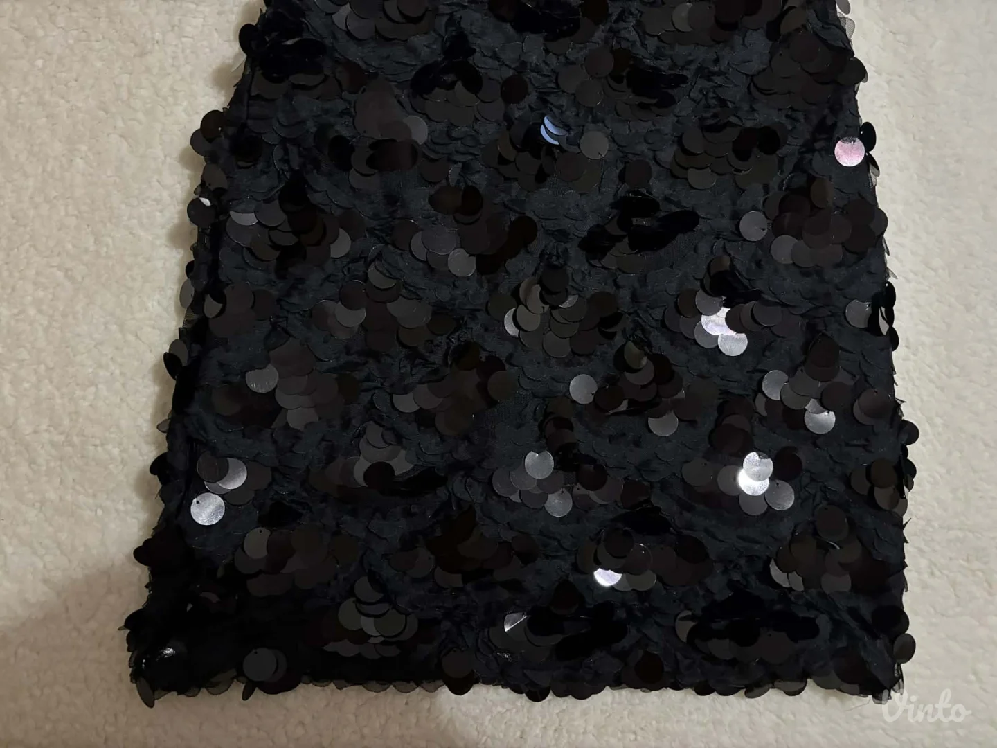 Potpuno nova haljina sa etiketom