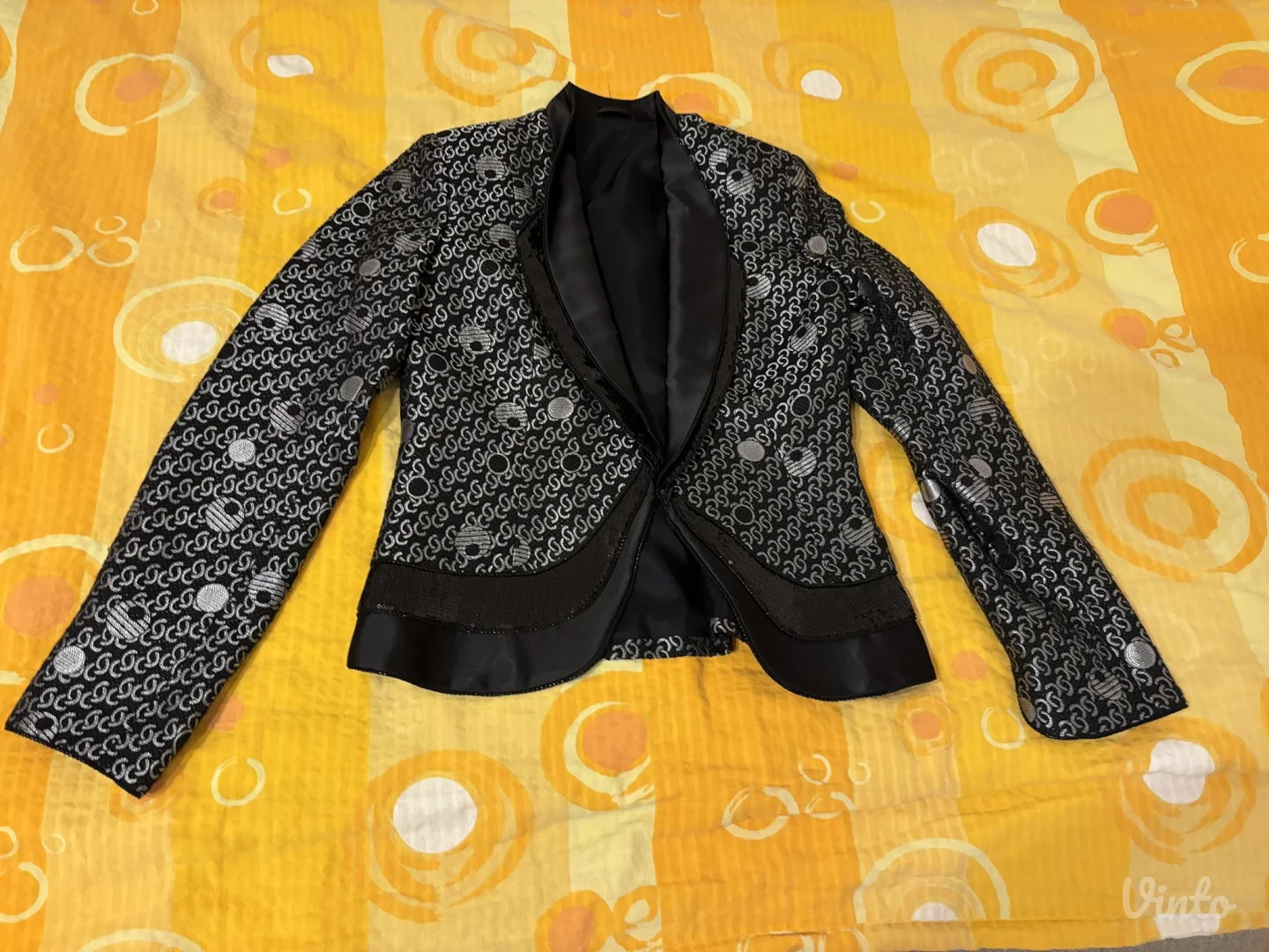 Potpuno Nov sako, samo skinuta etiketa