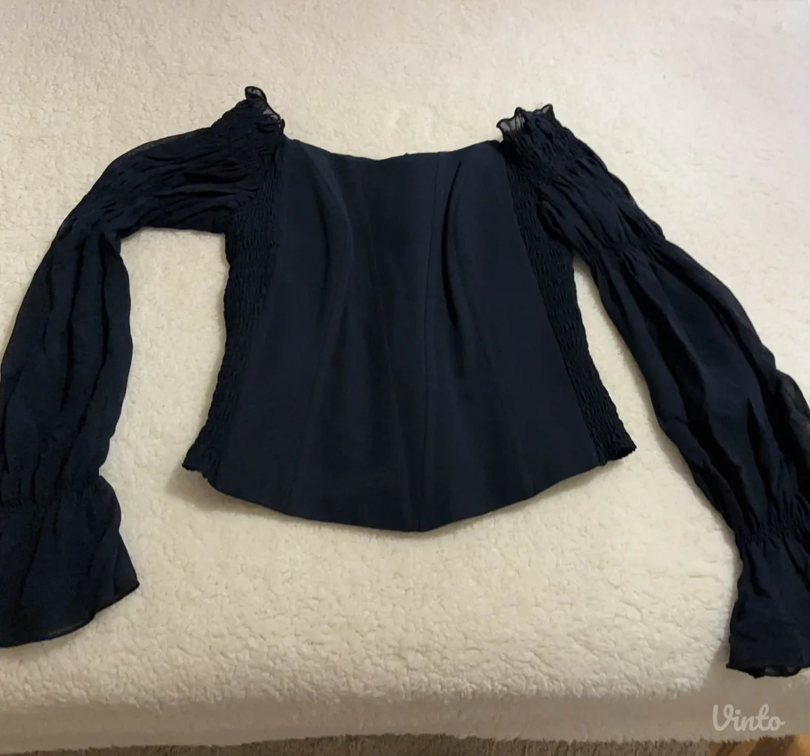 Luna korset i P.S suknja moze i posebno