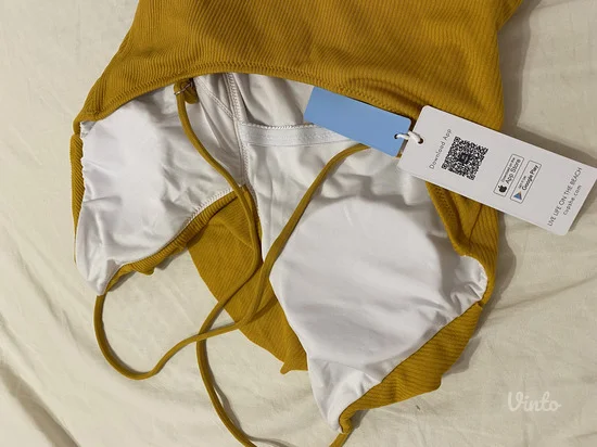 Potpuno nov kupaci sa etiketom