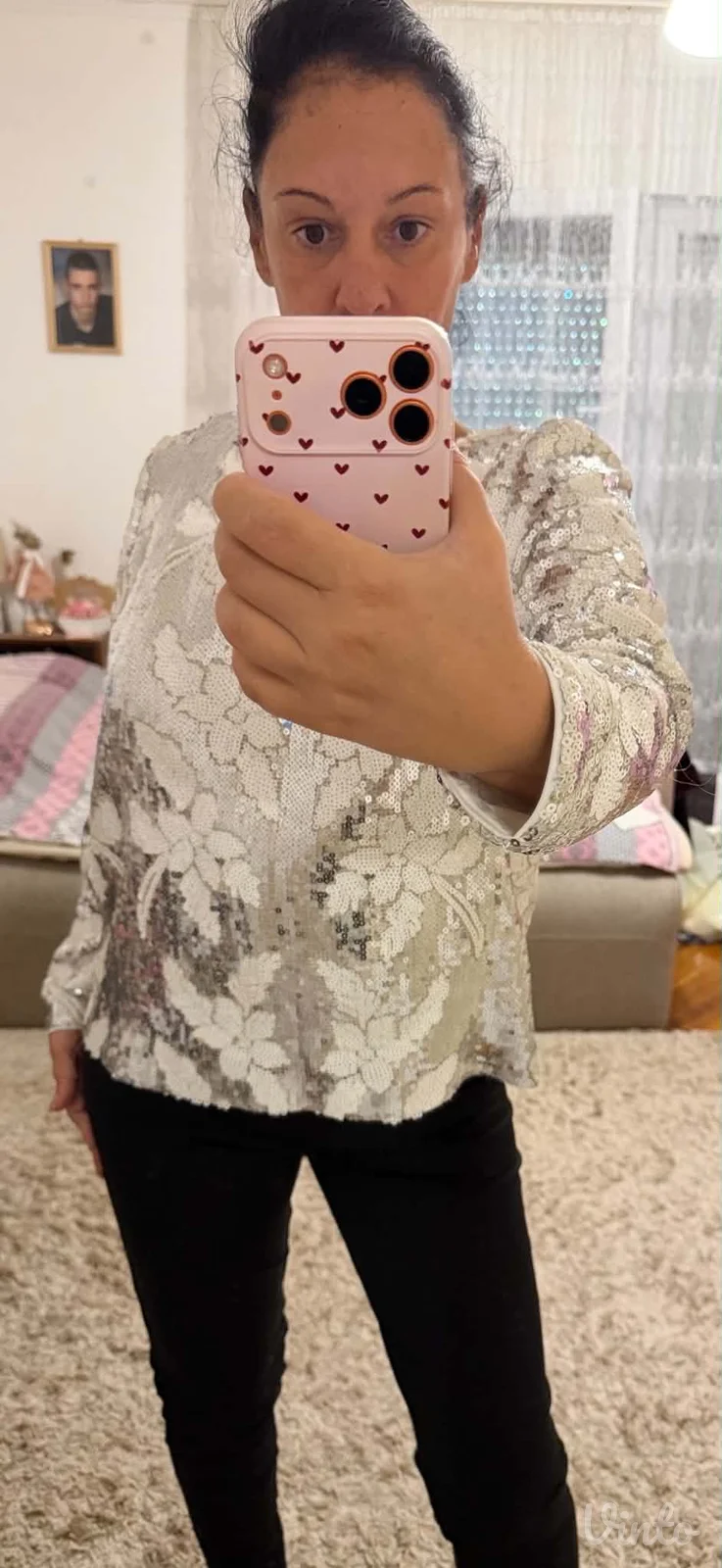 Potpuno nova univerzalna bluza sa etiketom