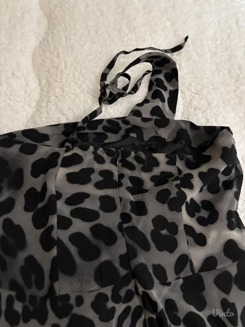 Potpuno nova Passage haljina, samo skinuta etiketa