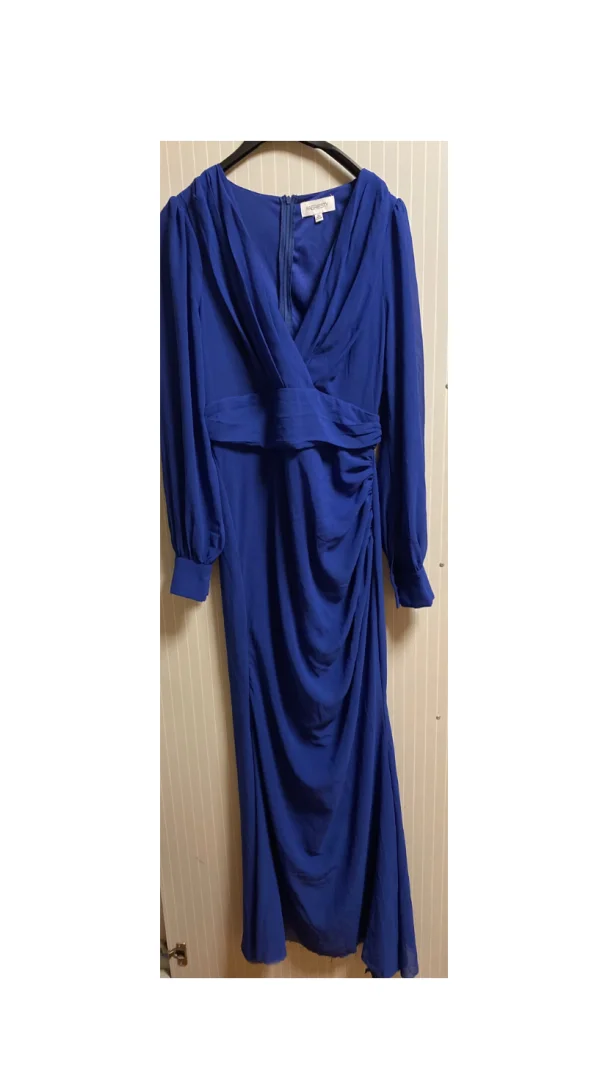 Tamno plava duga haljina