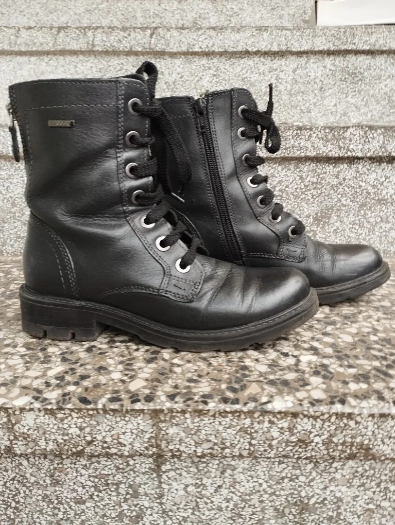 Lasocki kozne martinke br.34