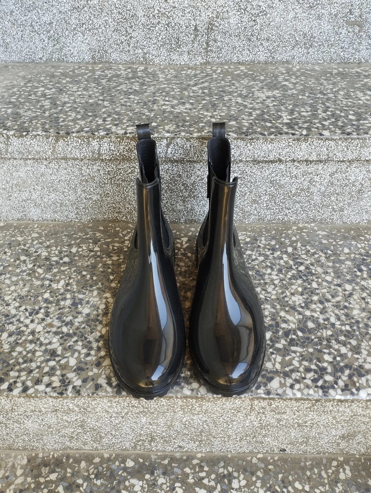 NOVO Esmara gumene Italy cizme br.39