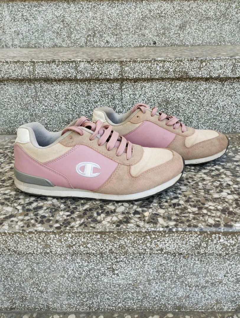 Champion patike br.36