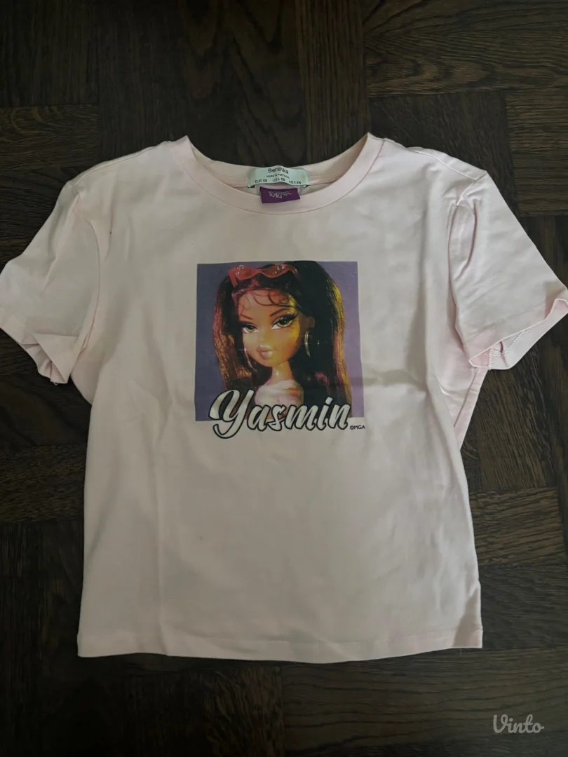 Bershka kroptop Bratz majica