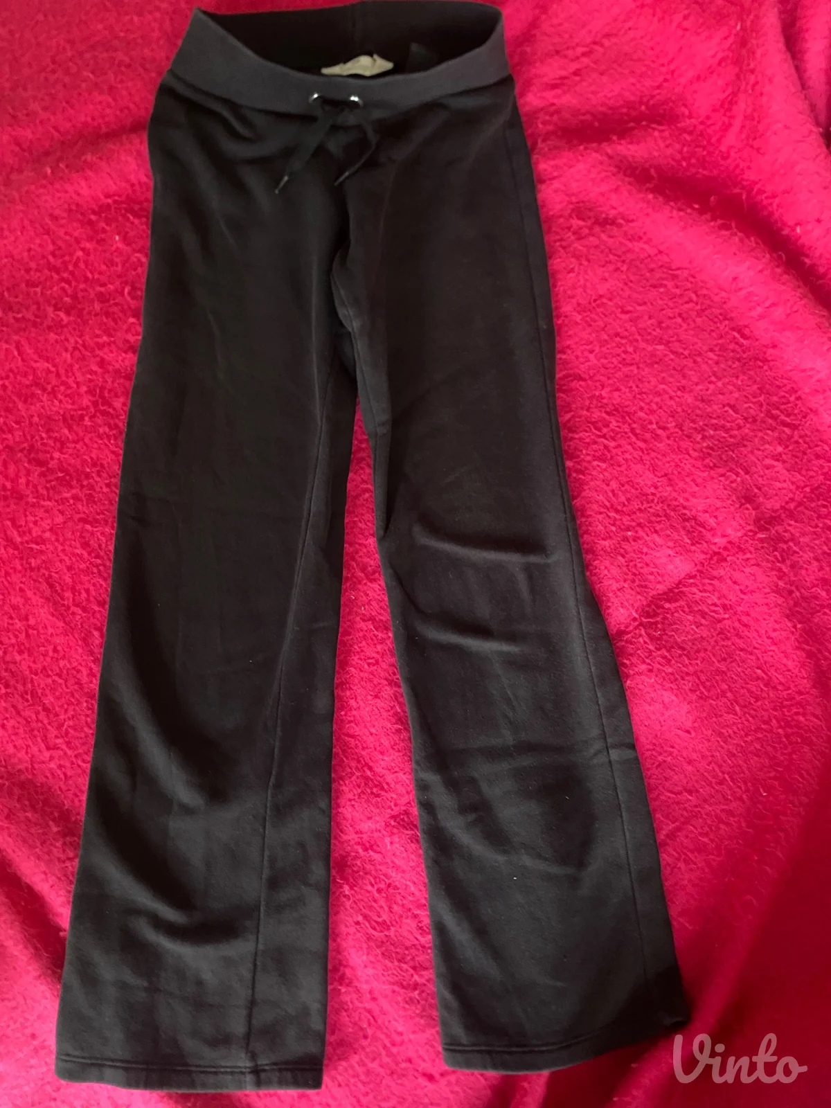 H&M zvonaste trenerke